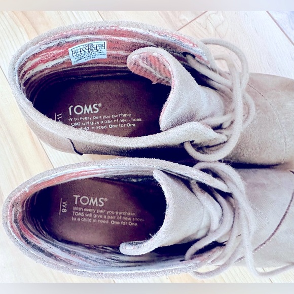 Toms Ankle Boot Size 8 Beige - Picture 6 of 9